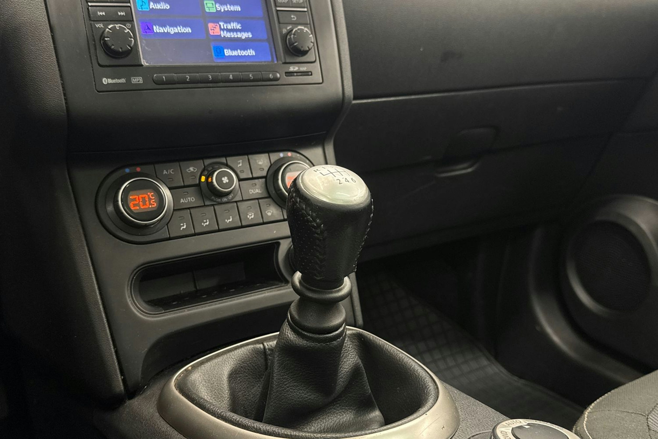 musta Nissan Qashqai+2 2012 kuva 19.