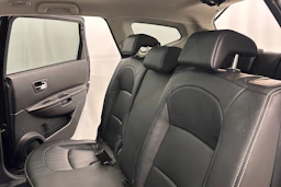 musta Nissan Qashqai+2 2012 kuva 10.