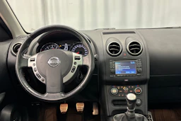 musta Nissan Qashqai+2 2012 kuva 13.