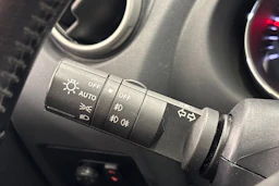 musta Nissan Qashqai+2 2012 kuva 18.