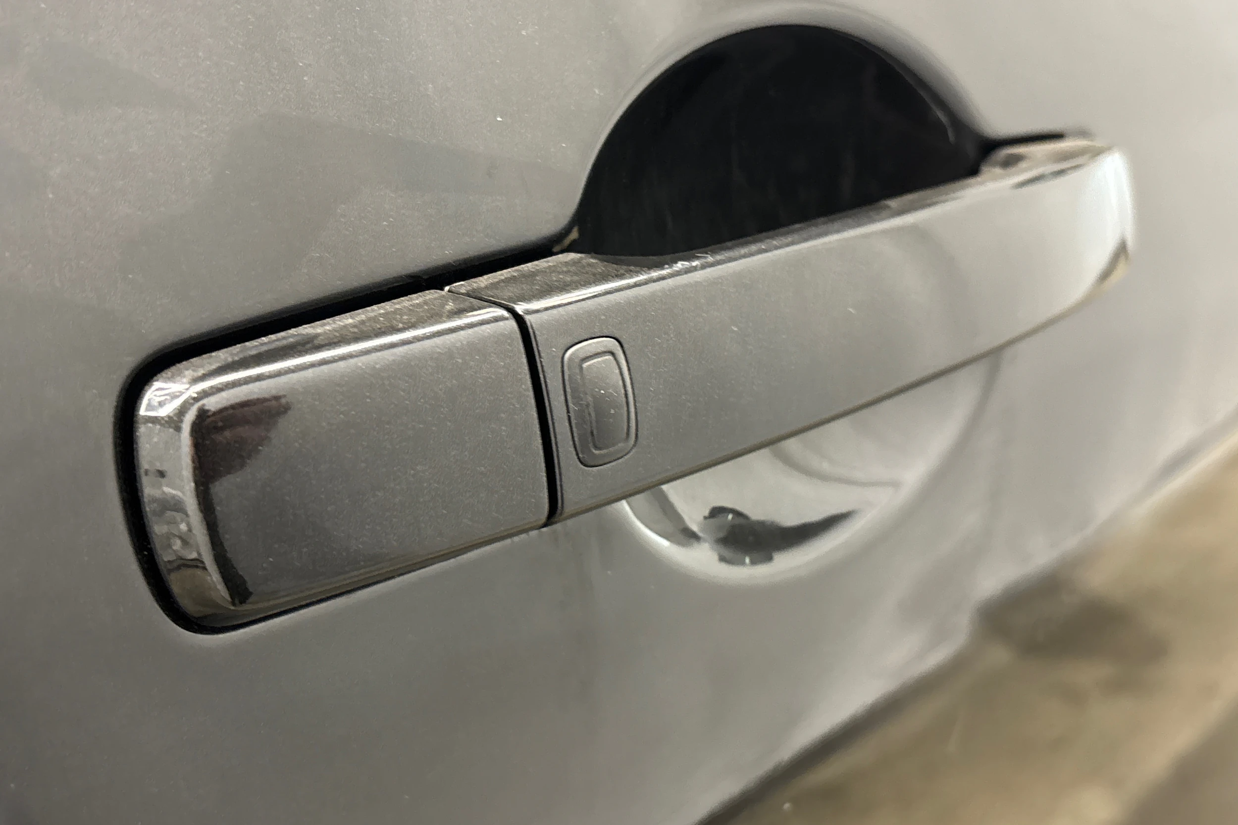 musta Nissan Qashqai+2 2012 kuva 30.