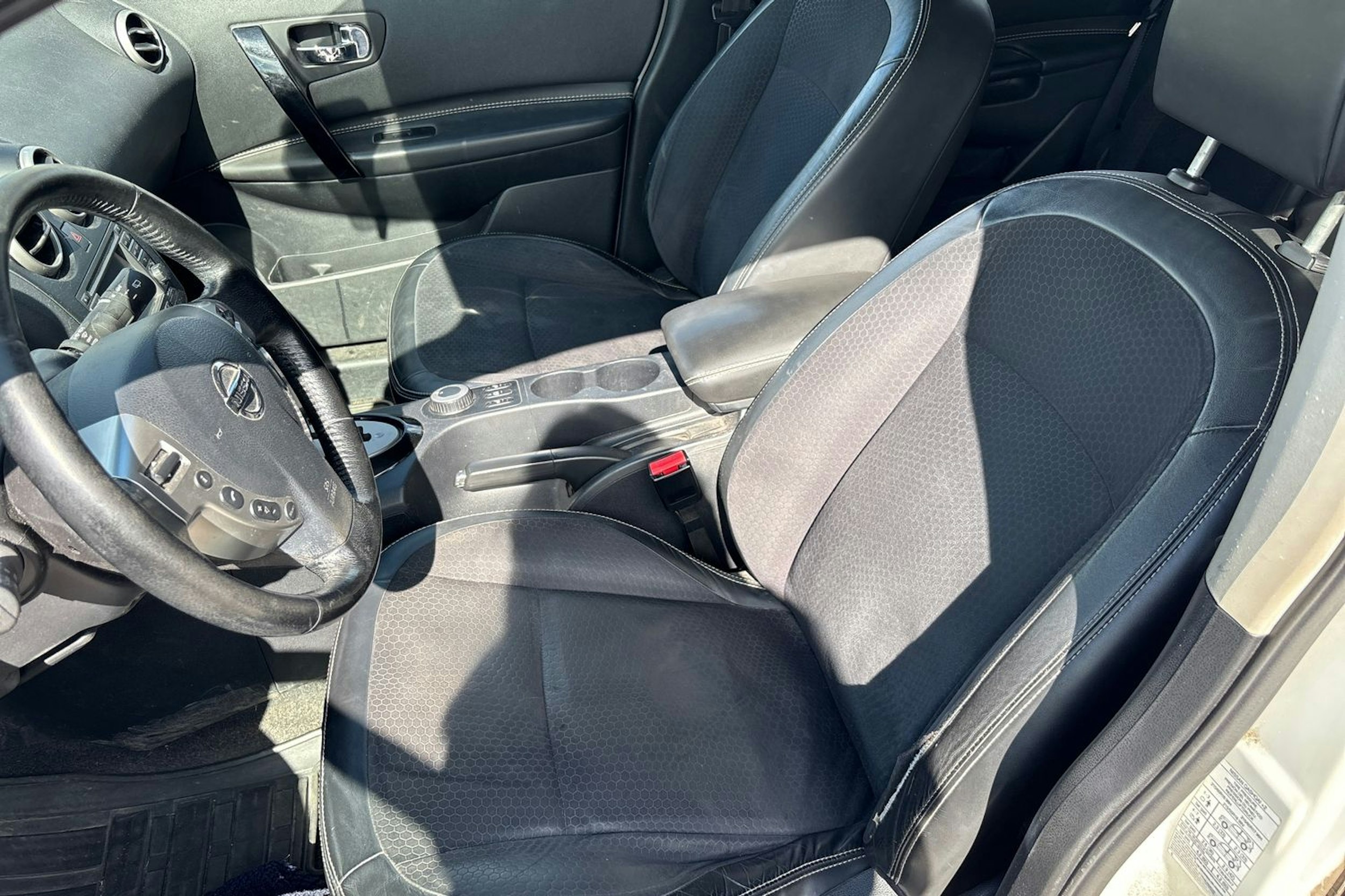 Valkoinen Nissan Qashqai+2 2013 kuva 24.