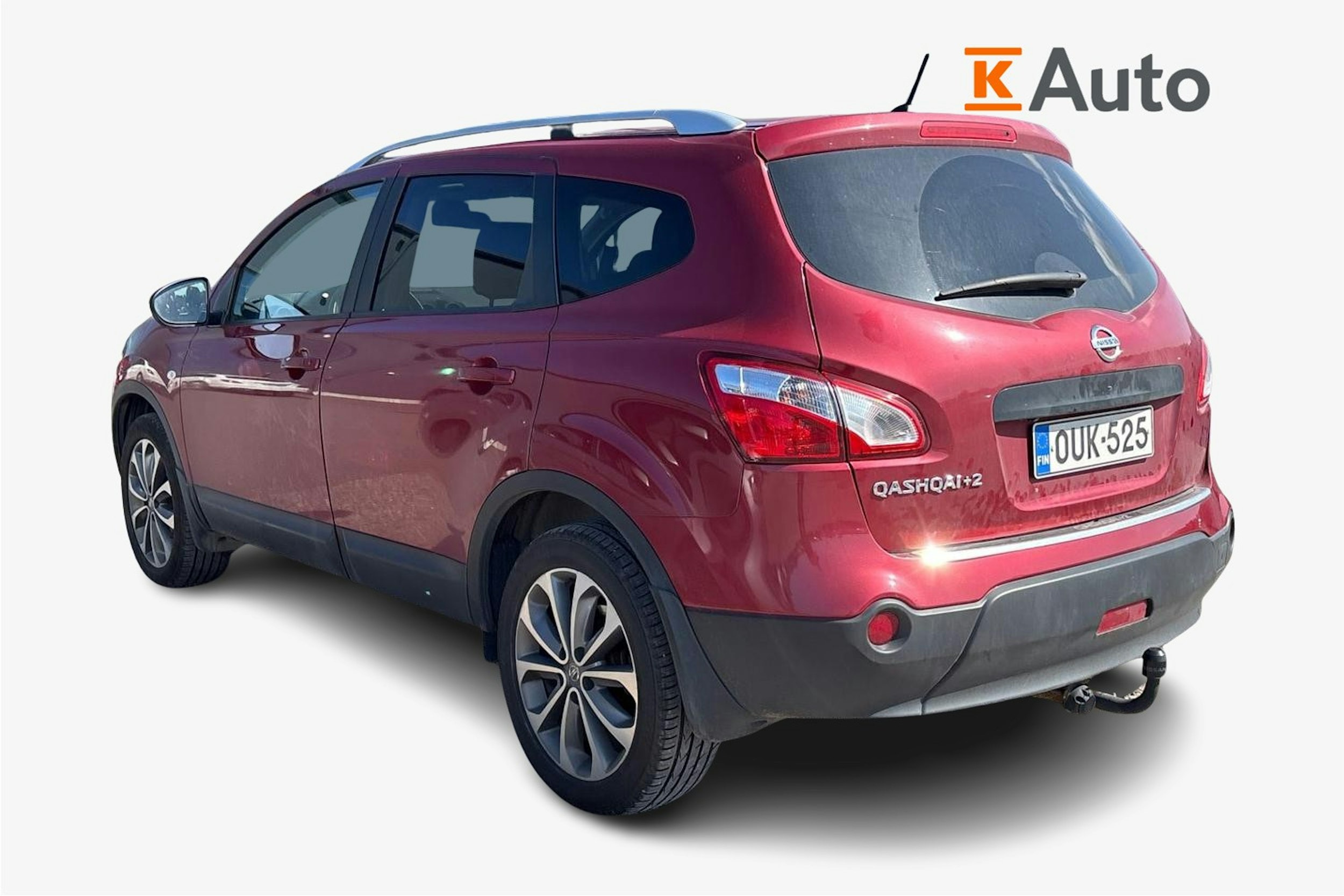 punainen Nissan Qashqai+2 2014 kuva 2.