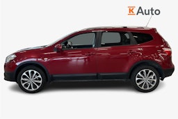 punainen Nissan Qashqai+2 2014 kuva 5.