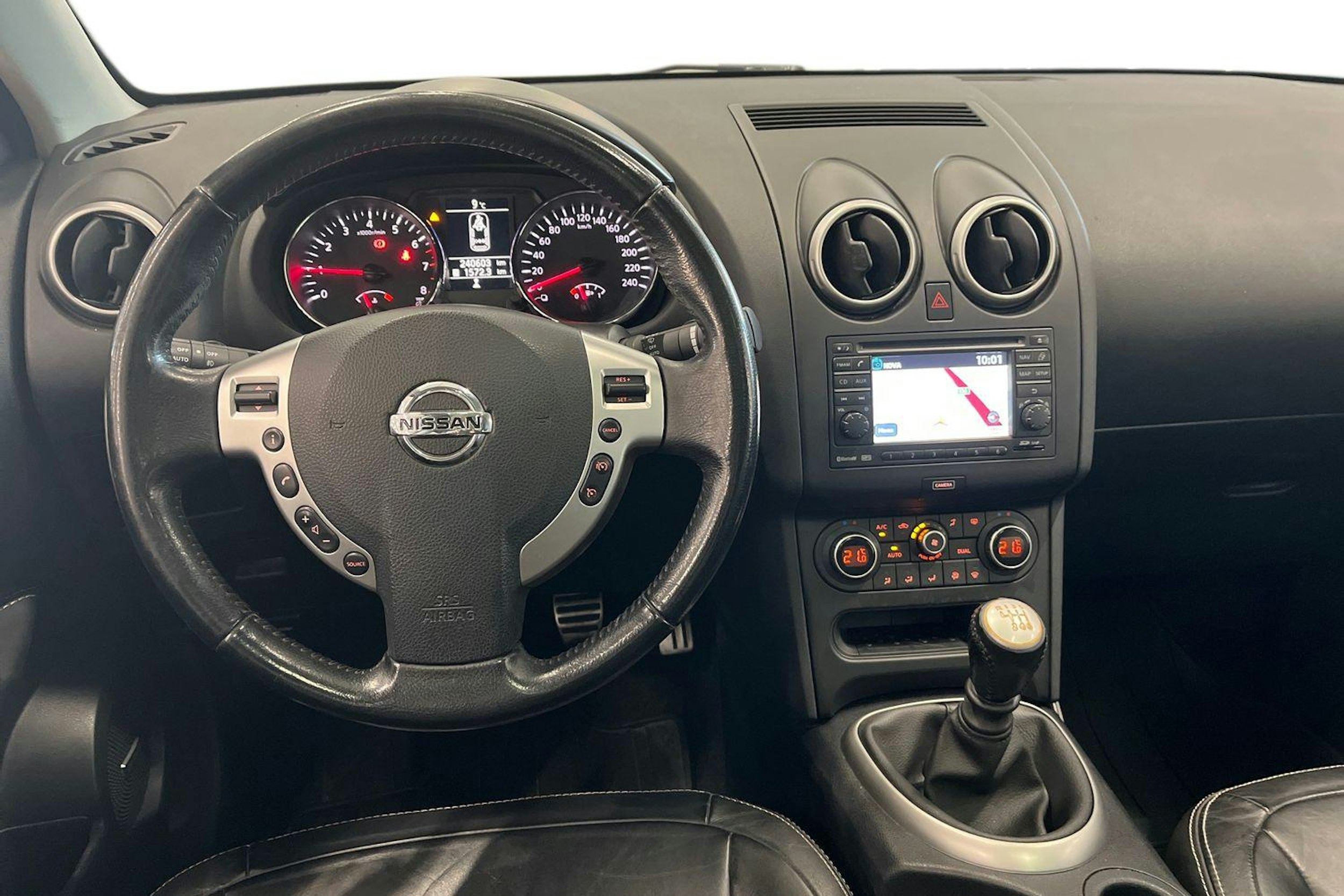 punainen Nissan Qashqai+2 2014 kuva 7.