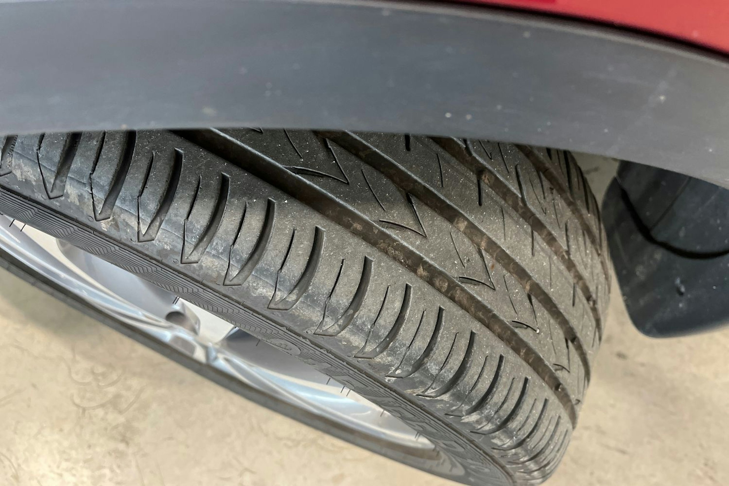 punainen Nissan Qashqai+2 2014 kuva 10.