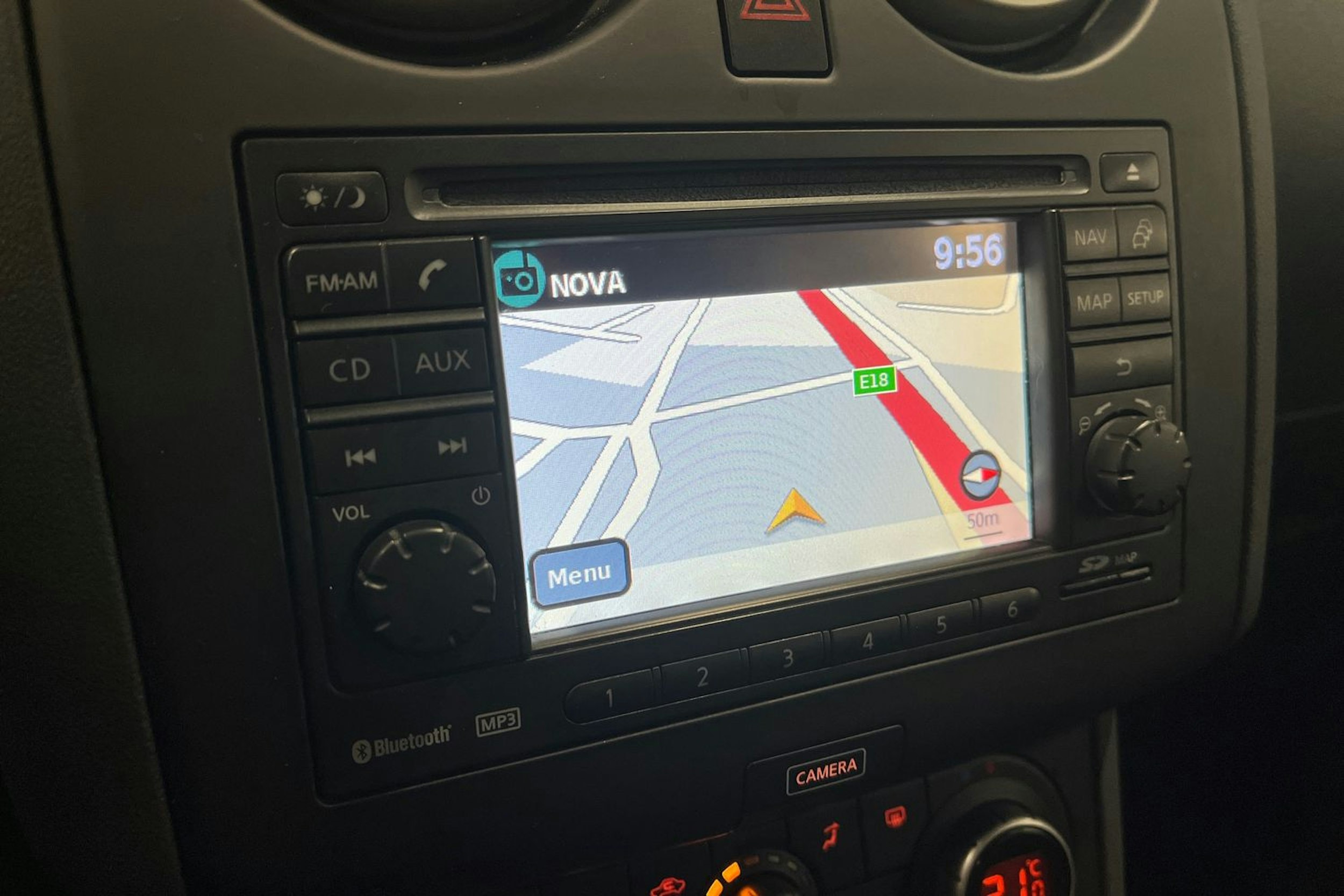 punainen Nissan Qashqai+2 2014 kuva 18.
