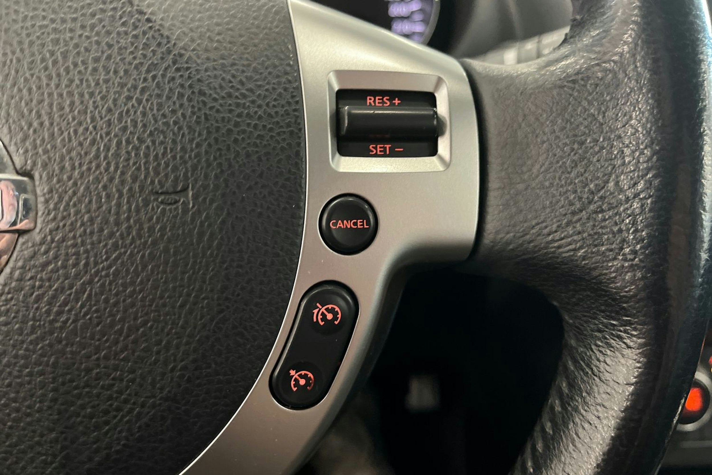 punainen Nissan Qashqai+2 2014 kuva 24.