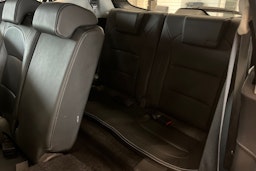 punainen Nissan Qashqai+2 2014 kuva 30.