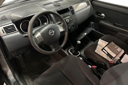 Harmaa Nissan Tiida 2008 kuva 6.