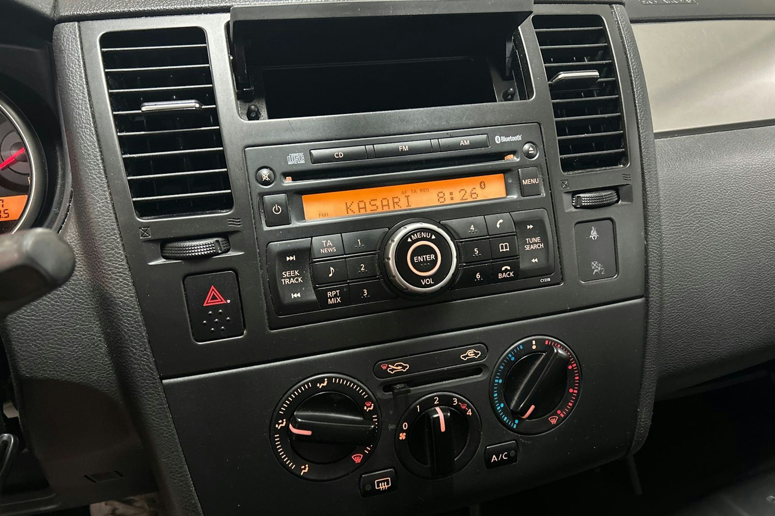 Harmaa Nissan Tiida 2008 kuva 14.