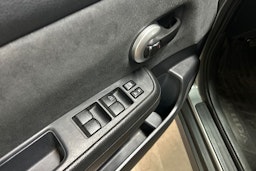 Harmaa Nissan Tiida 2008 kuva 16.