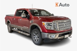 punainen Nissan Titan XD Platinum Reserve 4X4 2017 kuva 1.