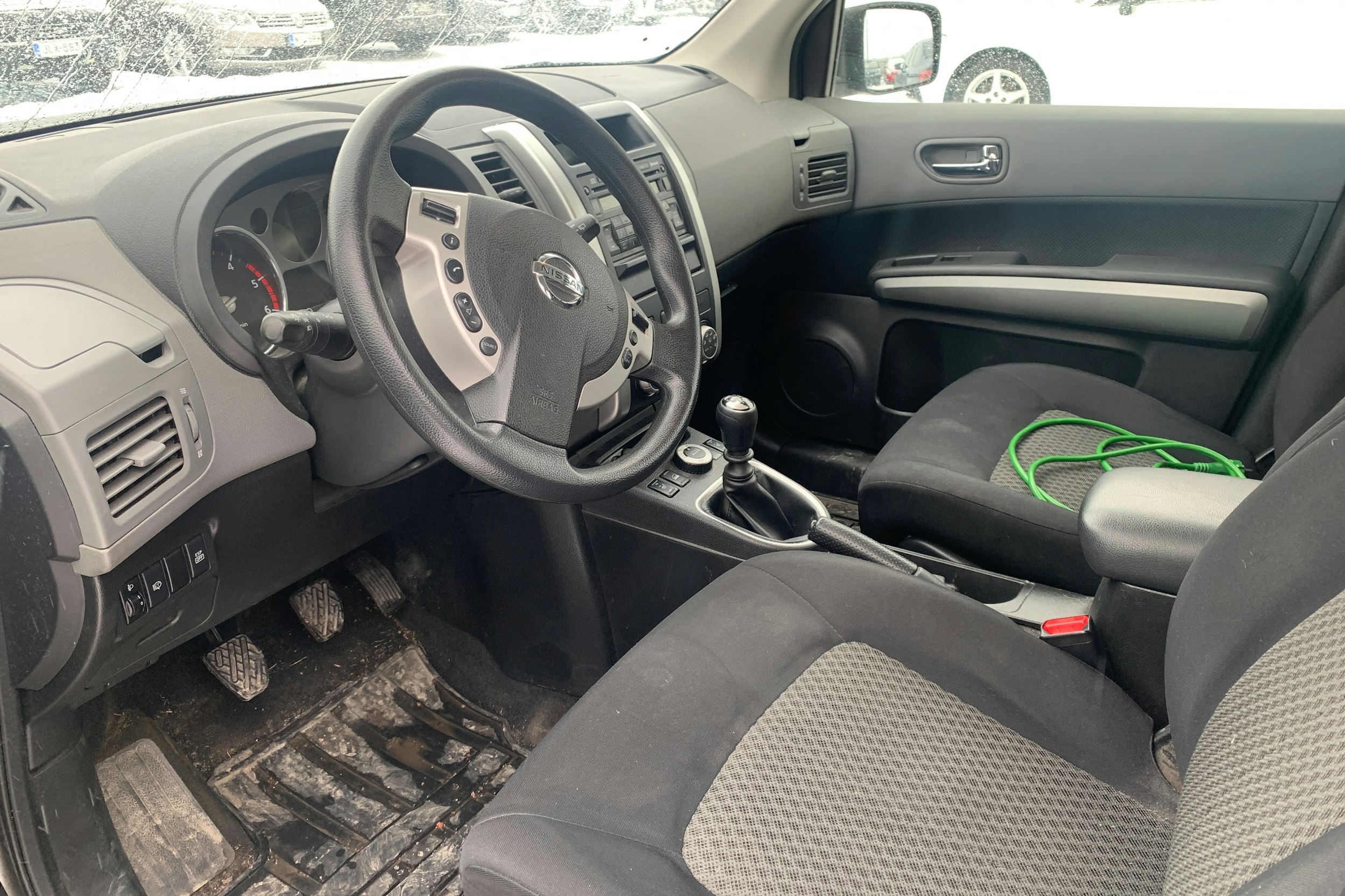 harmaa Nissan X-Trail 2008 kuva 3.