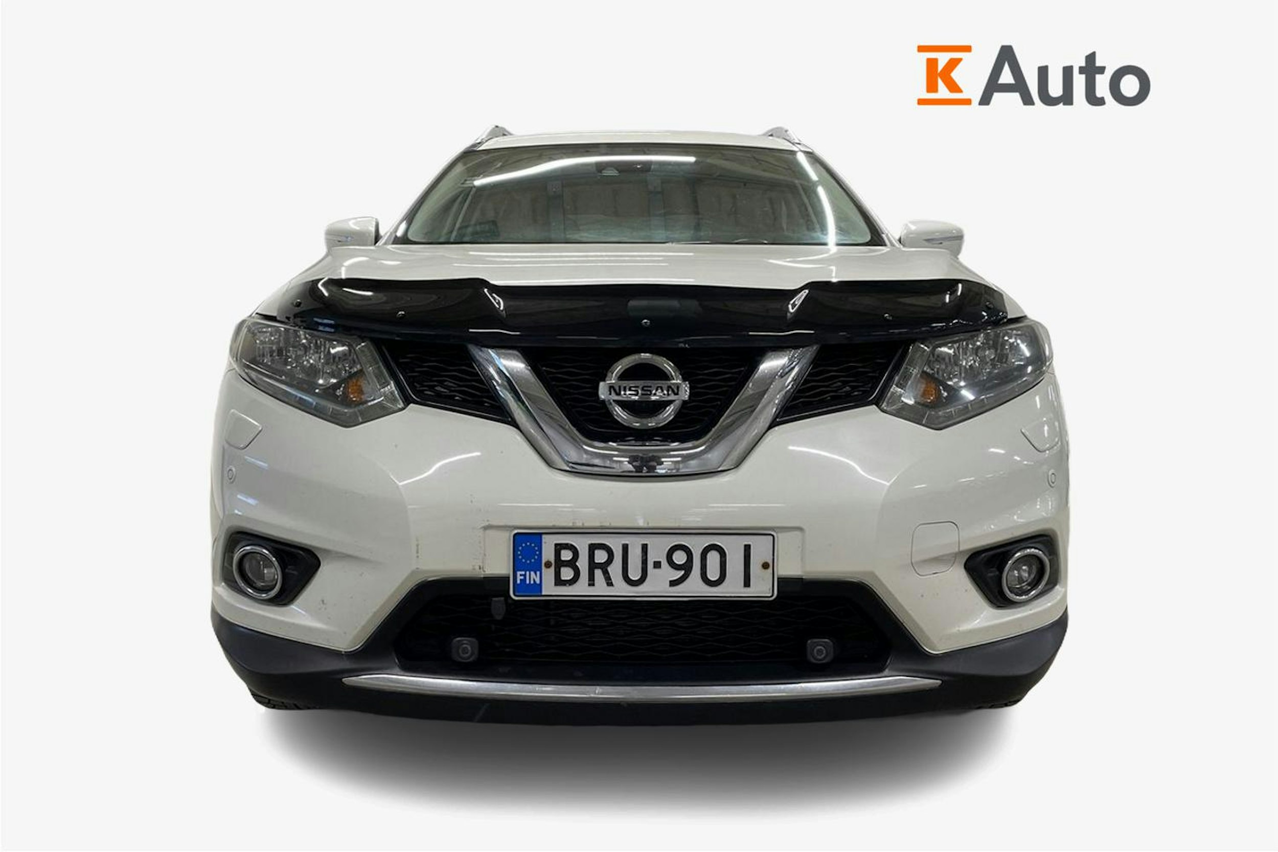 valkoinen Nissan X-Trail 2014 kuva 5.