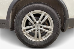 valkoinen Nissan X-Trail 2014 kuva 11.