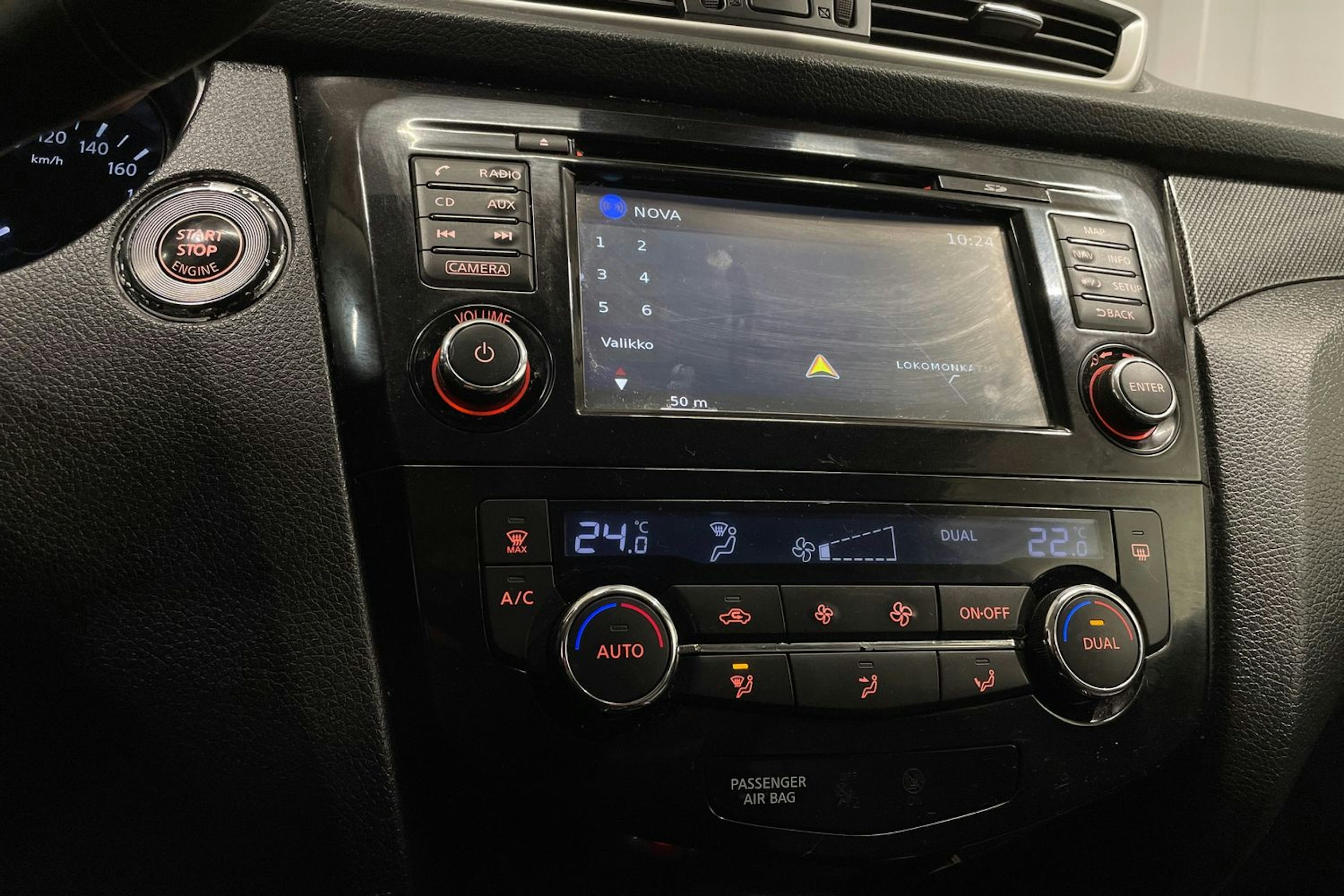 valkoinen Nissan X-Trail 2014 kuva 17.