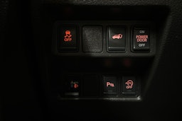 valkoinen Nissan X-Trail 2014 kuva 23.