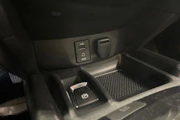 Hopea Nissan X-TRAIL 2015 kuva 18.