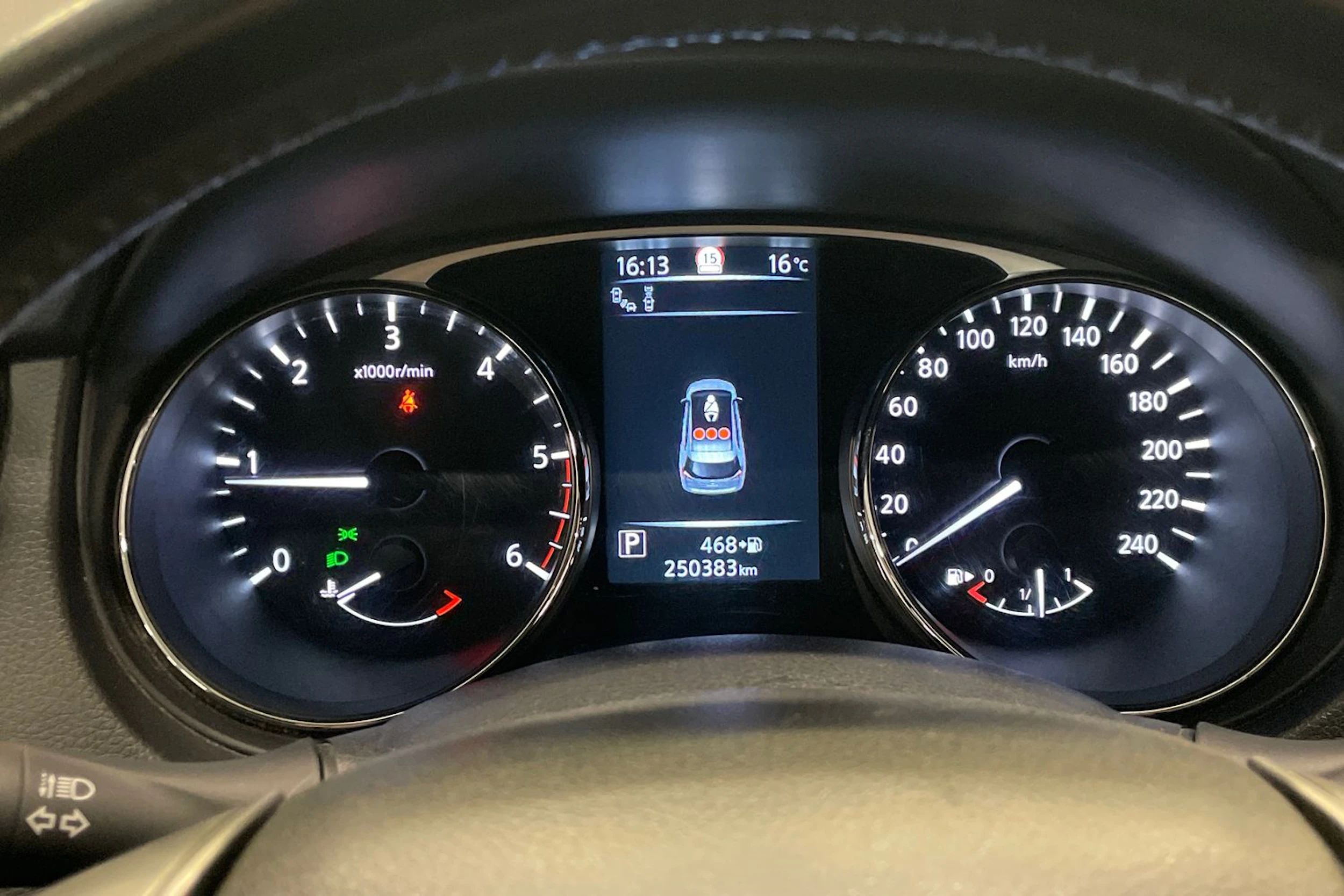 Hopea Nissan X-TRAIL 2015 kuva 24.