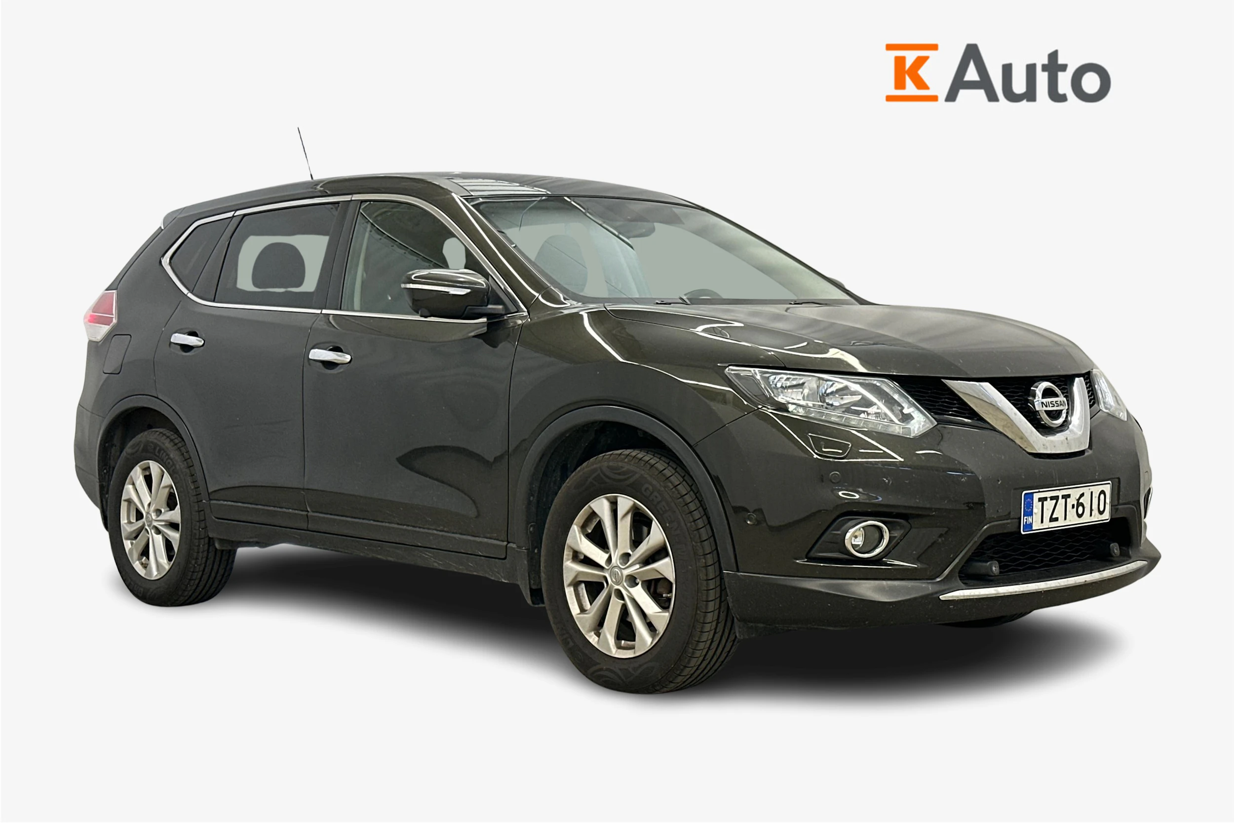 vihreä Nissan X-Trail 2015 kuva 1.