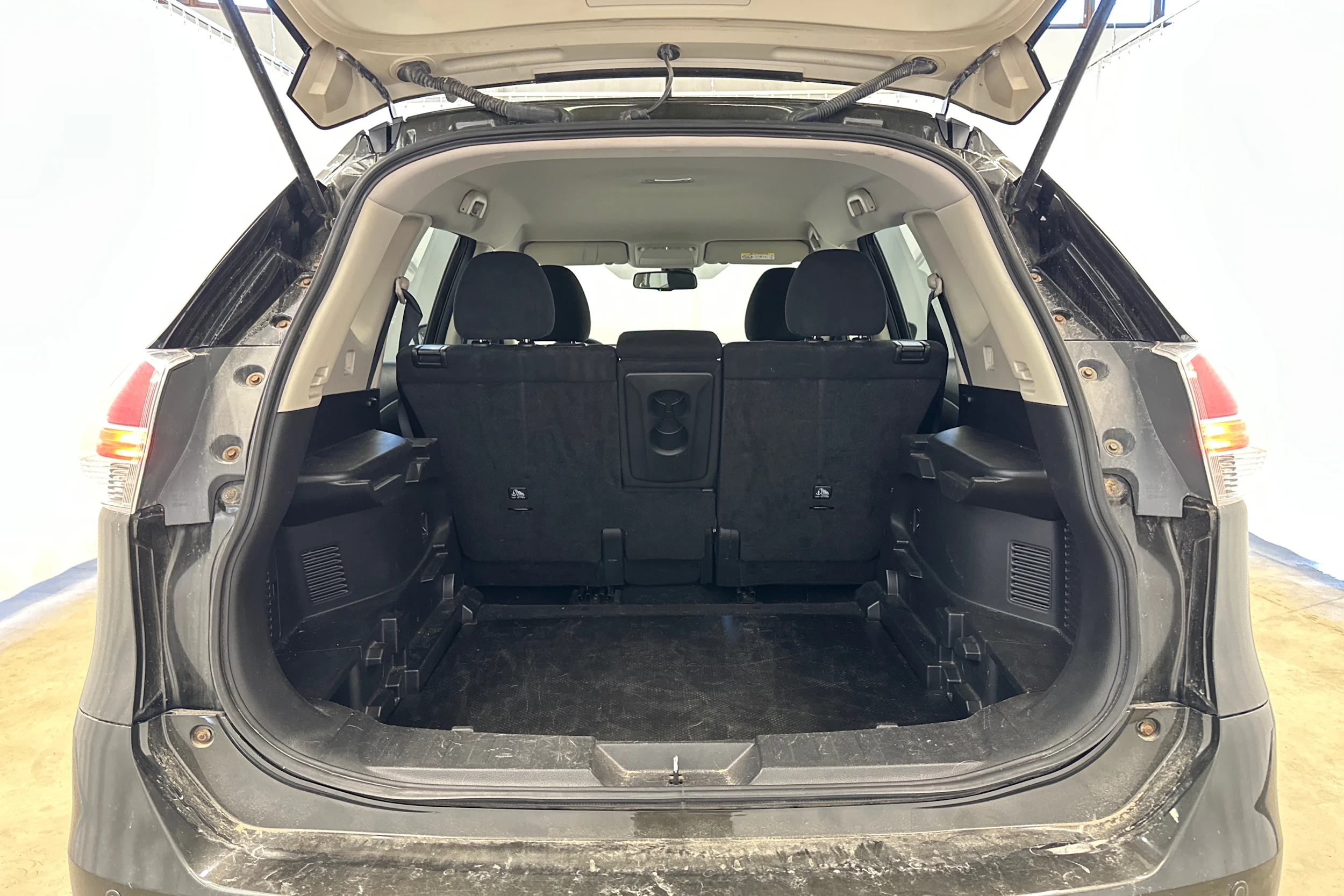 vihreä Nissan X-Trail 2015 kuva 5.