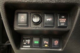 vihreä Nissan X-Trail 2016 kuva 22.