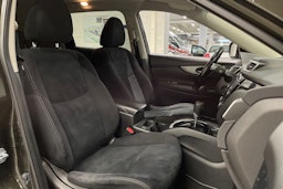 vihreä Nissan X-Trail 2016 kuva 27.