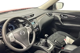 punainen Nissan X-Trail 2016 kuva 3.