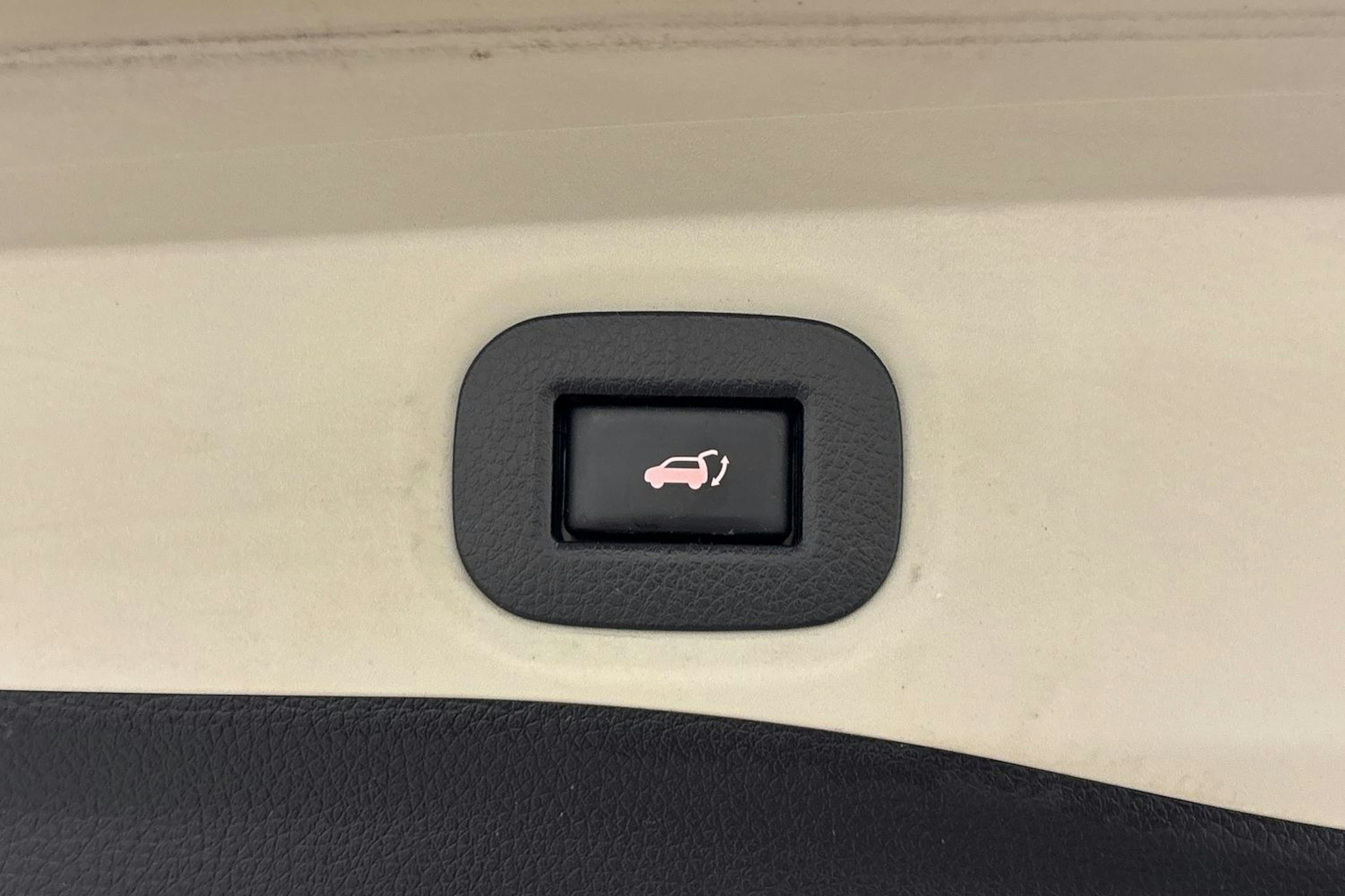 musta Nissan X-Trail 2017 kuva 16.