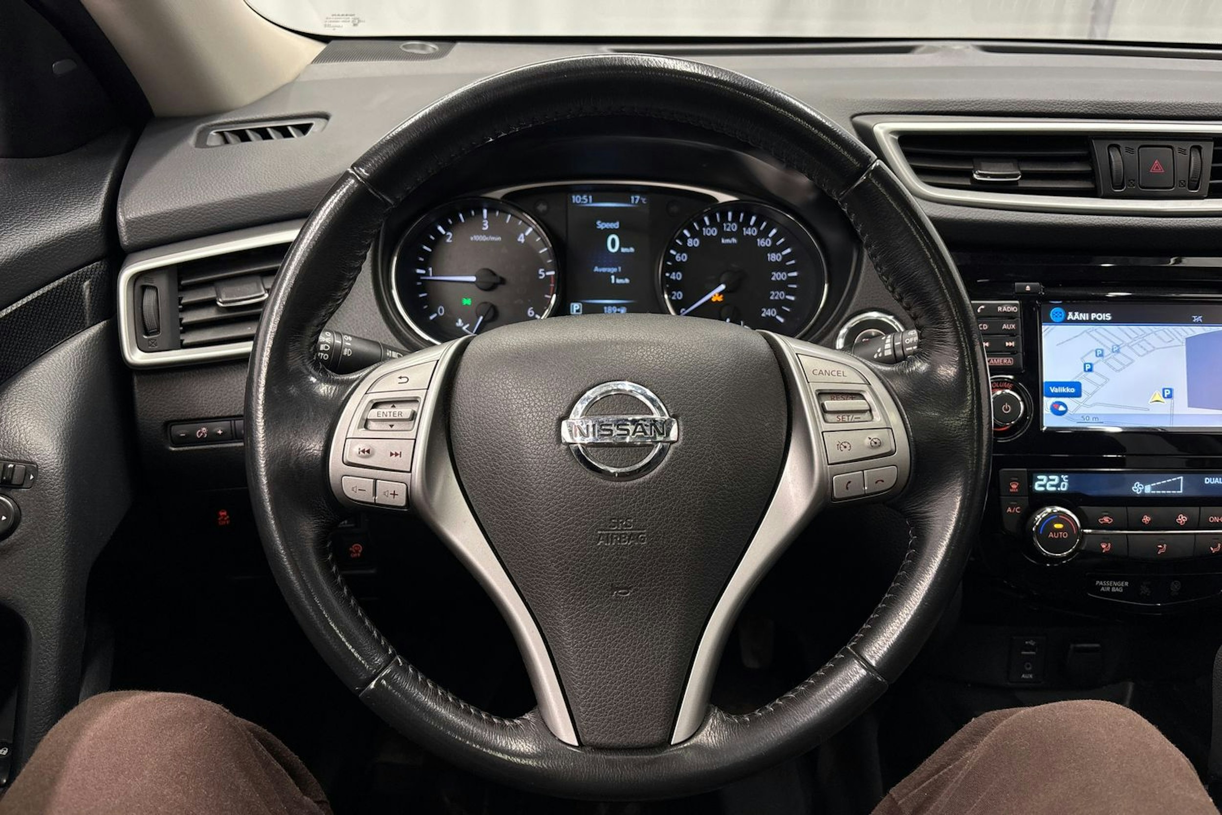 musta Nissan X-Trail 2017 kuva 23.