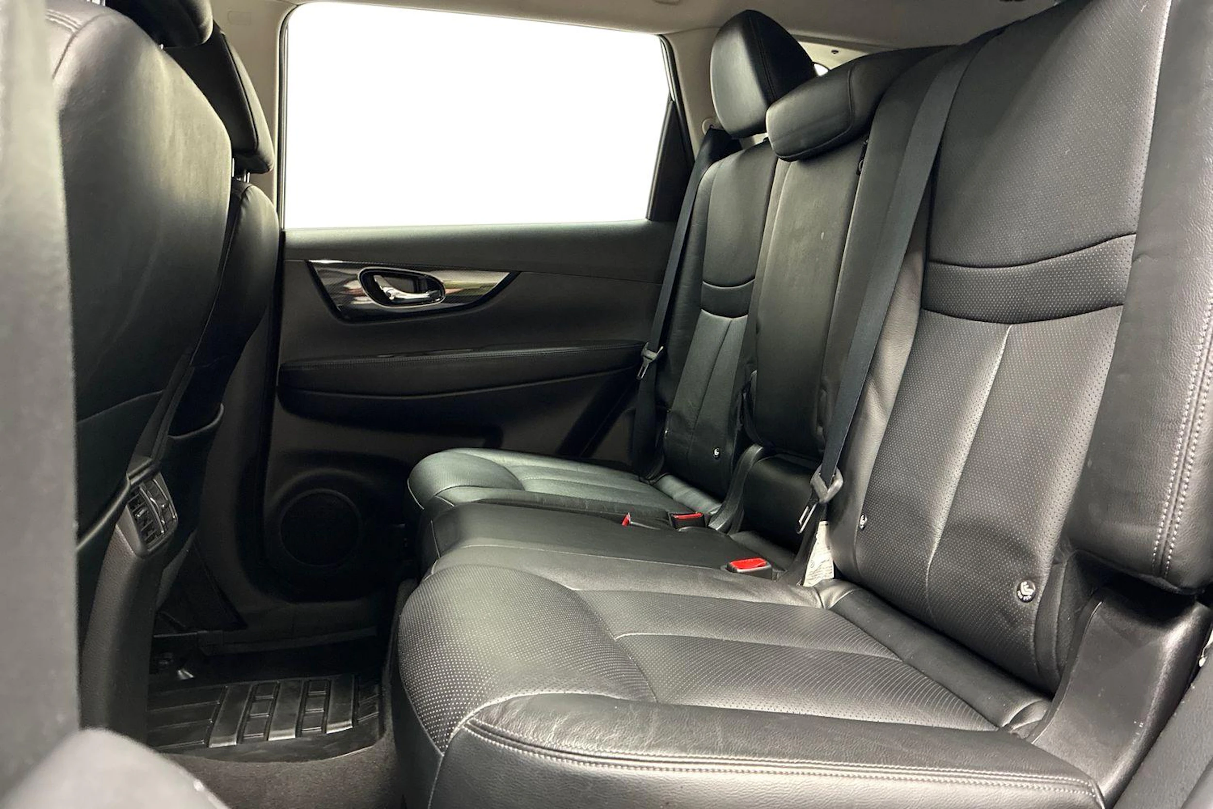 harmaa Nissan X-Trail 2017 kuva 8.