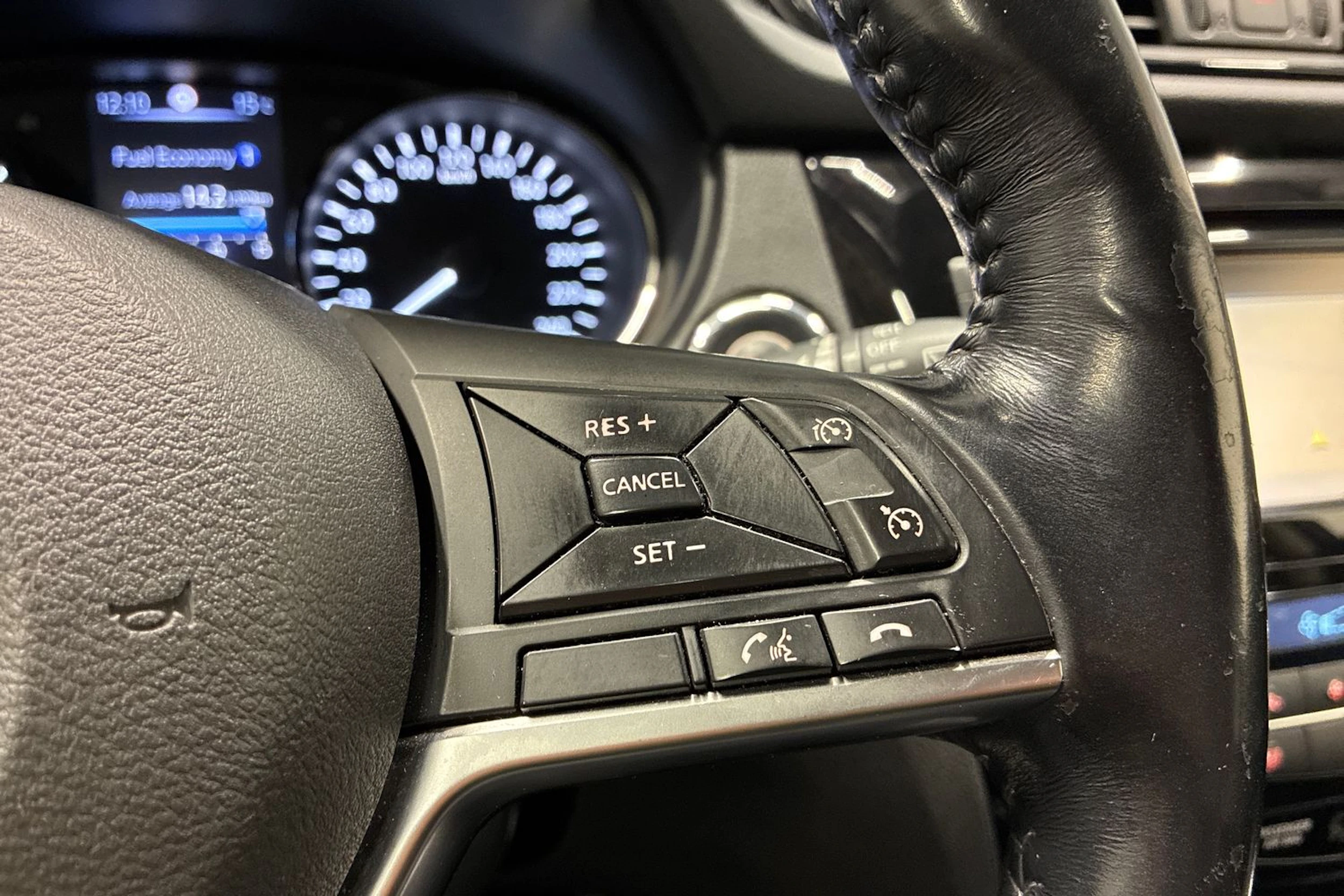 harmaa Nissan X-Trail 2017 kuva 14.