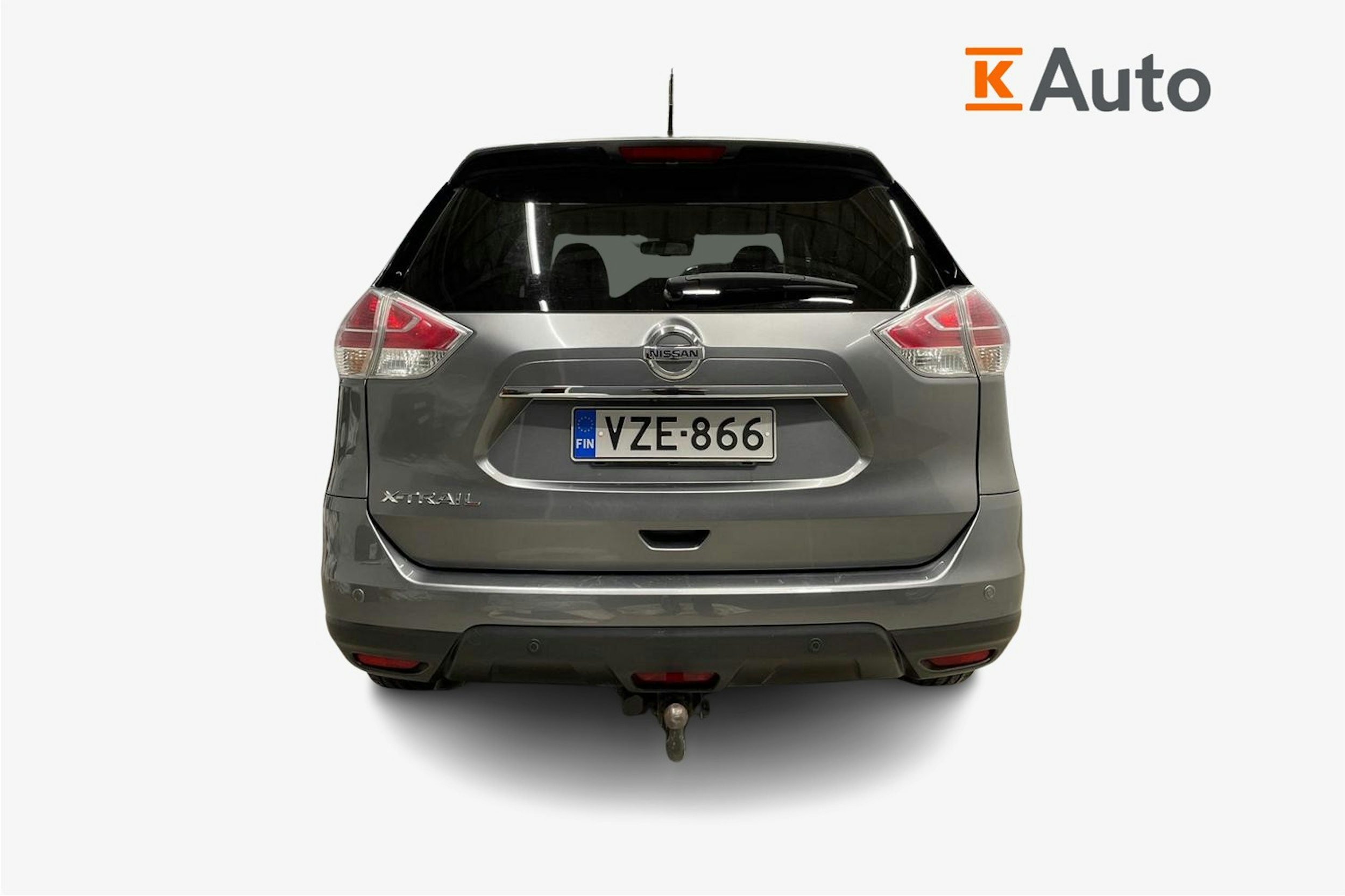harmaa Nissan X-Trail 2017 kuva 3.