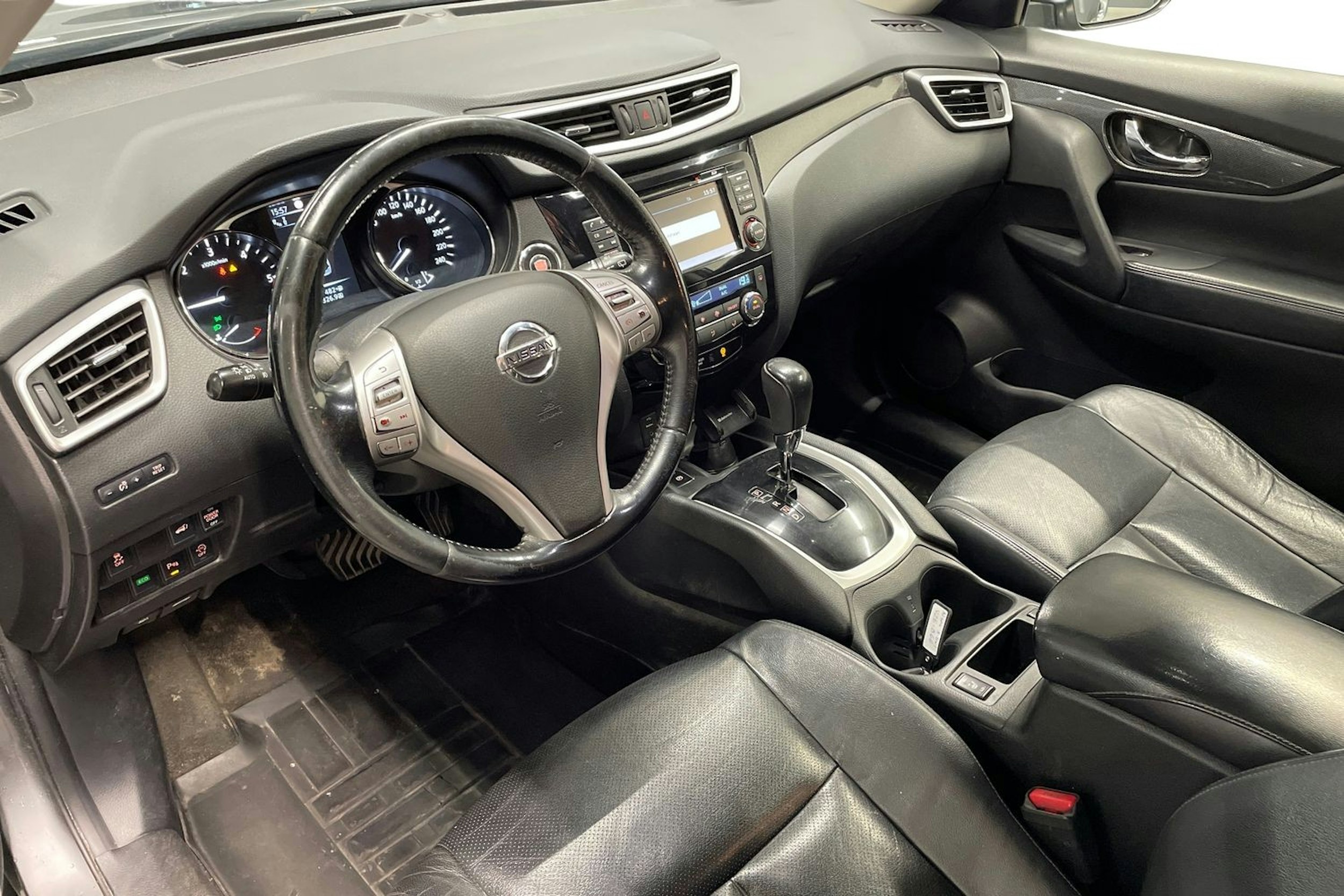 harmaa Nissan X-Trail 2017 kuva 7.
