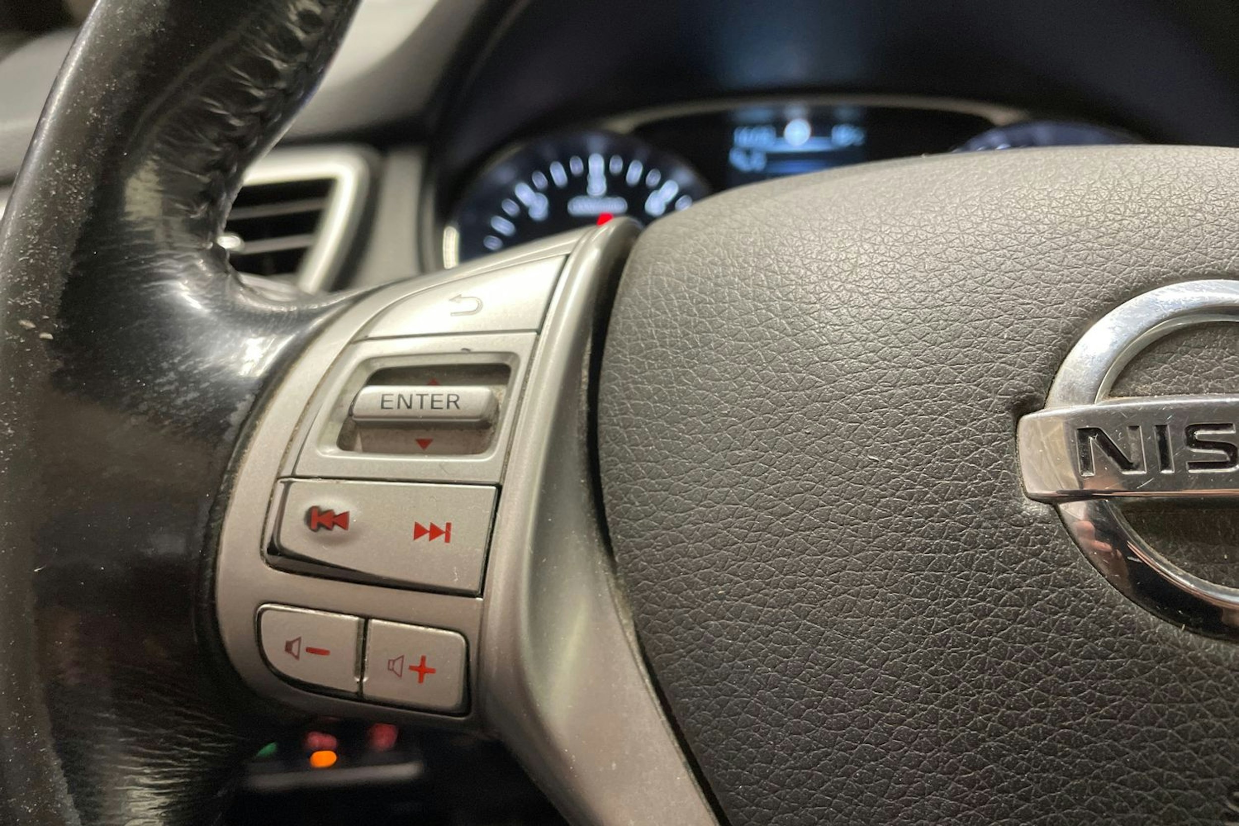 harmaa Nissan X-Trail 2017 kuva 23.