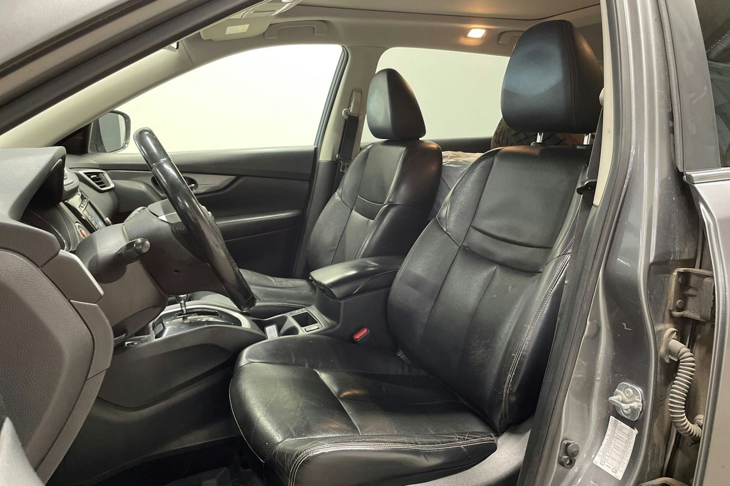harmaa Nissan X-Trail 2017 kuva 26.
