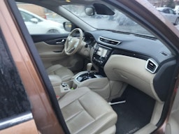 oranssi Nissan X-Trail 2017 kuva 4.