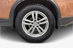 oranssi Nissan X-Trail 2017 kuva 11.