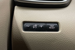 oranssi Nissan X-Trail 2017 kuva 23.