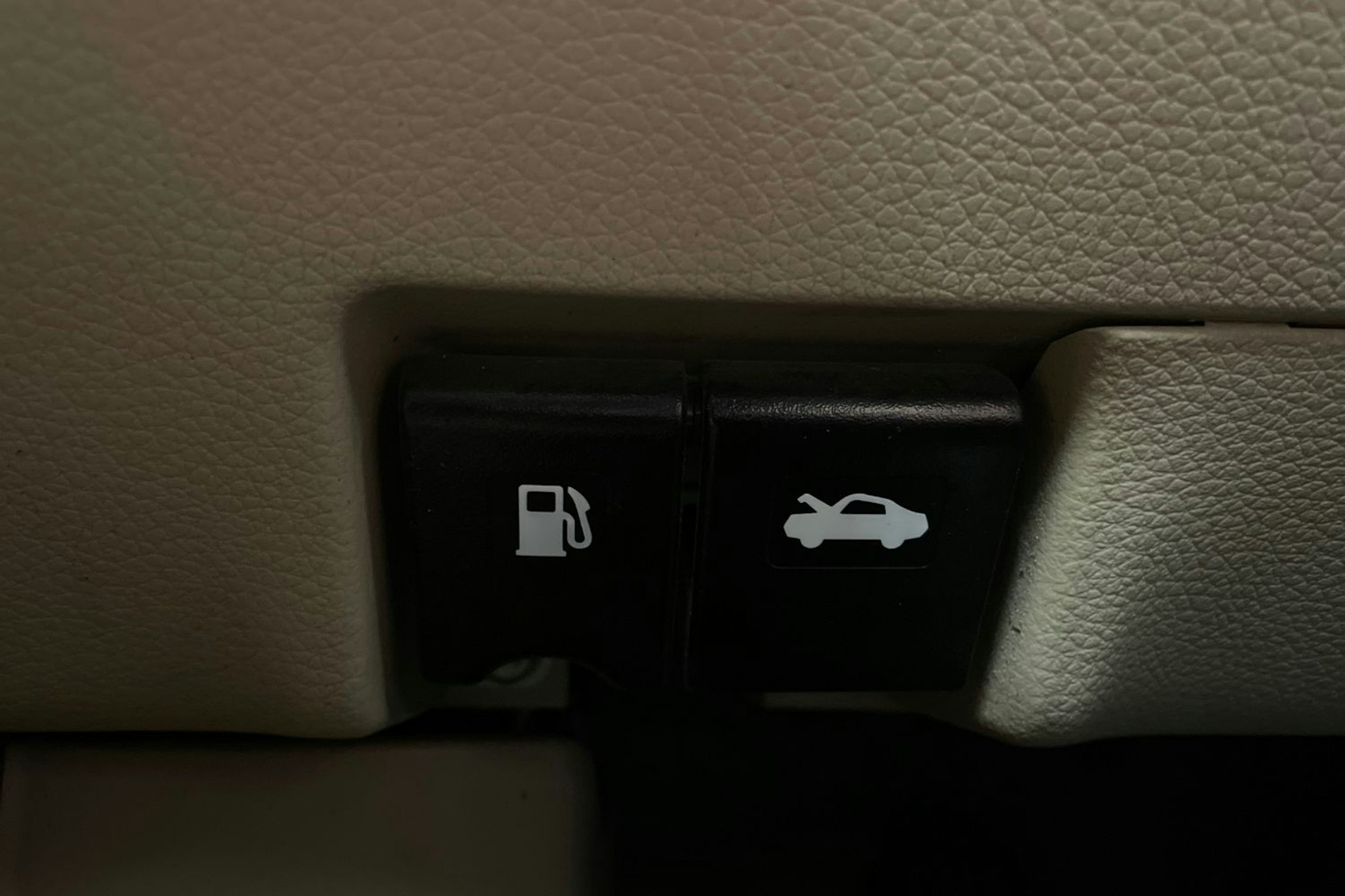 oranssi Nissan X-Trail 2017 kuva 25.