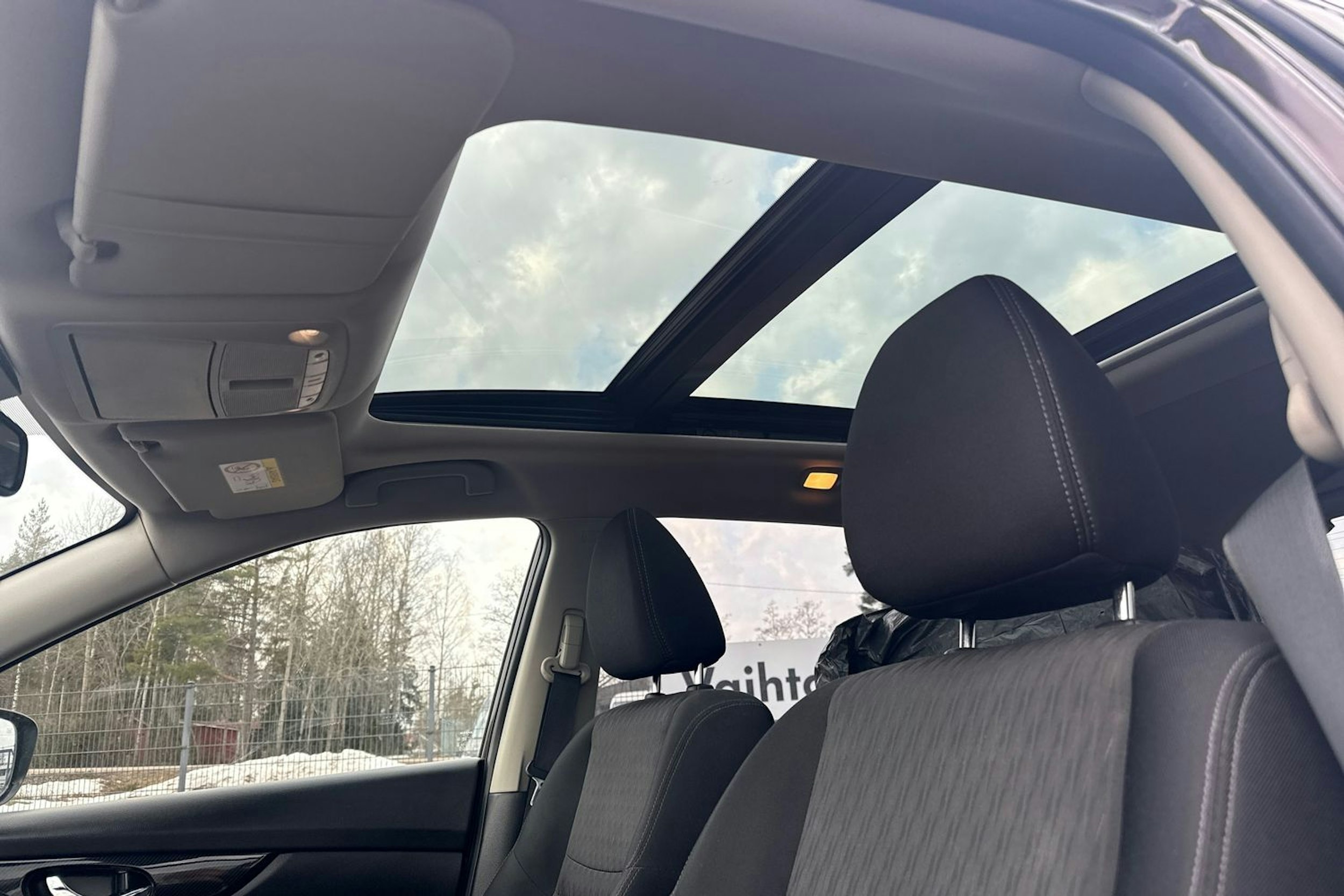 ruskea (beige) Nissan X-Trail 2018 kuva 4.