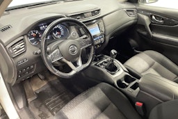 valkoinen Nissan X-Trail 2019 kuva 7.
