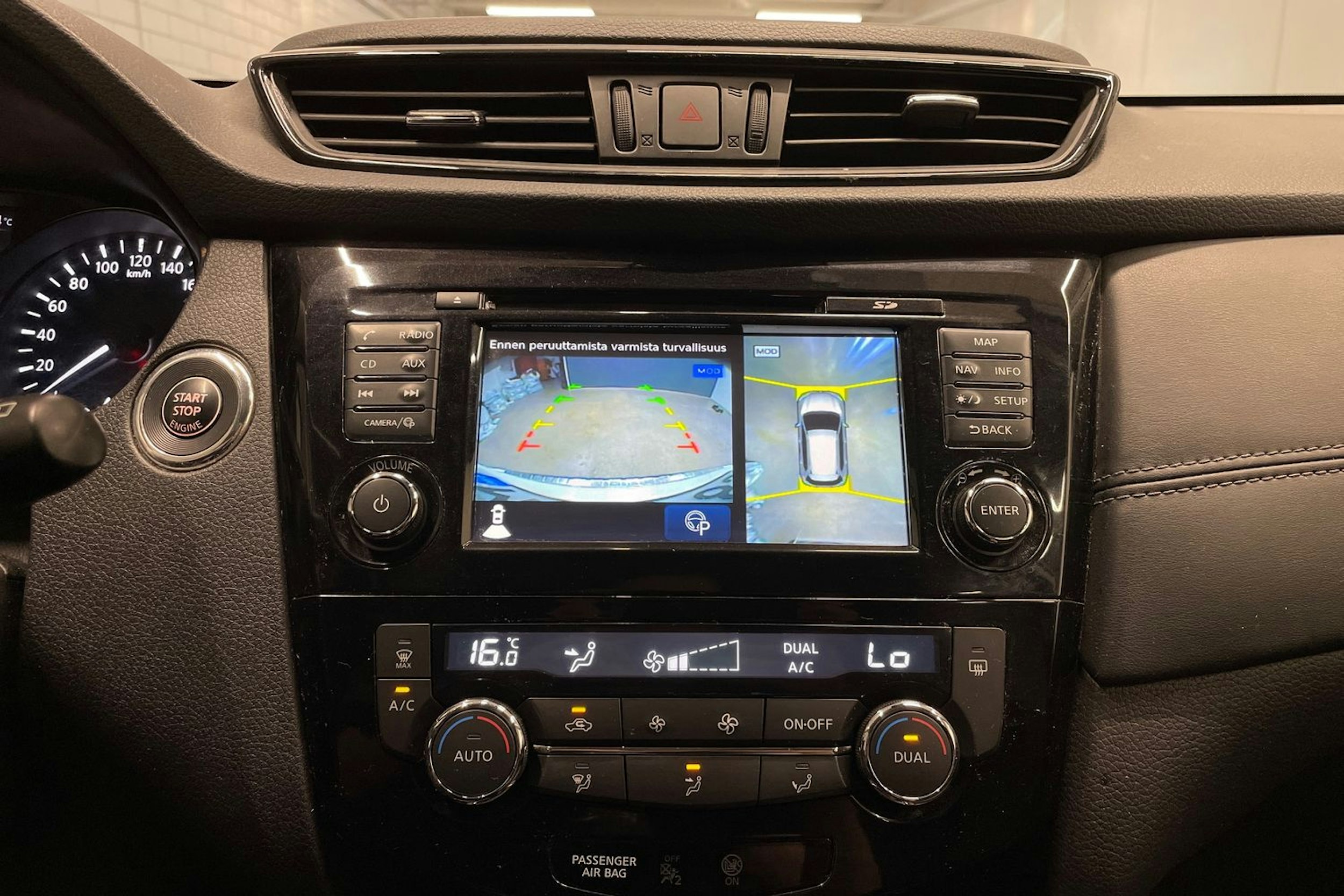 valkoinen Nissan X-Trail 2019 kuva 19.