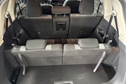 harmaa Nissan X-Trail 2023 kuva 14.