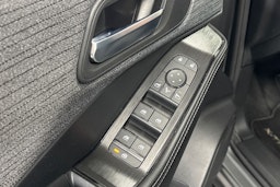 harmaa Nissan X-Trail 2023 kuva 17.