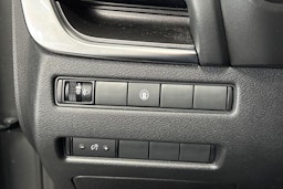 harmaa Nissan X-Trail 2023 kuva 18.