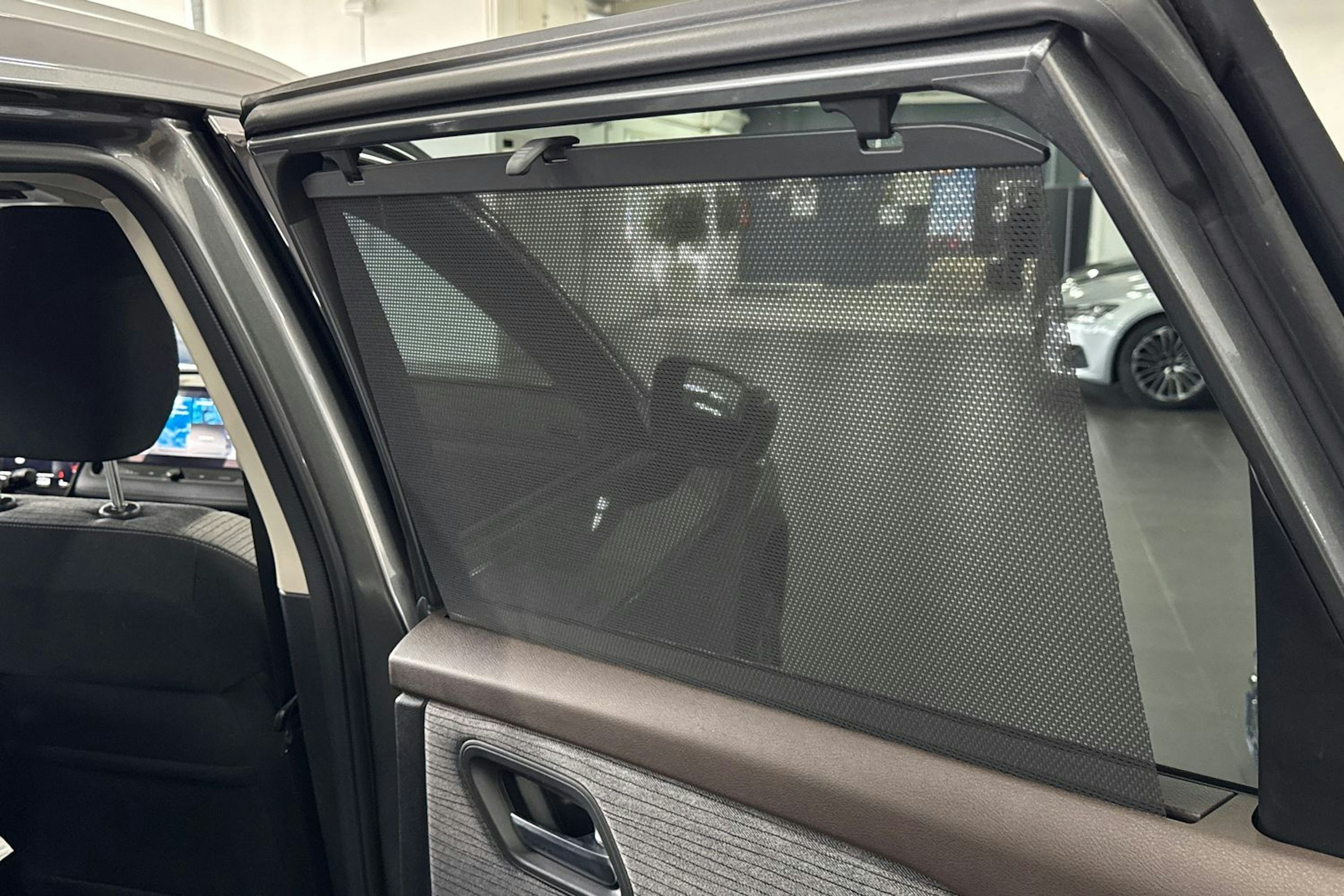 harmaa Nissan X-Trail 2023 kuva 27.