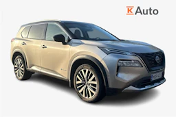 monivär. Nissan X-Trail 2023 kuva 1.