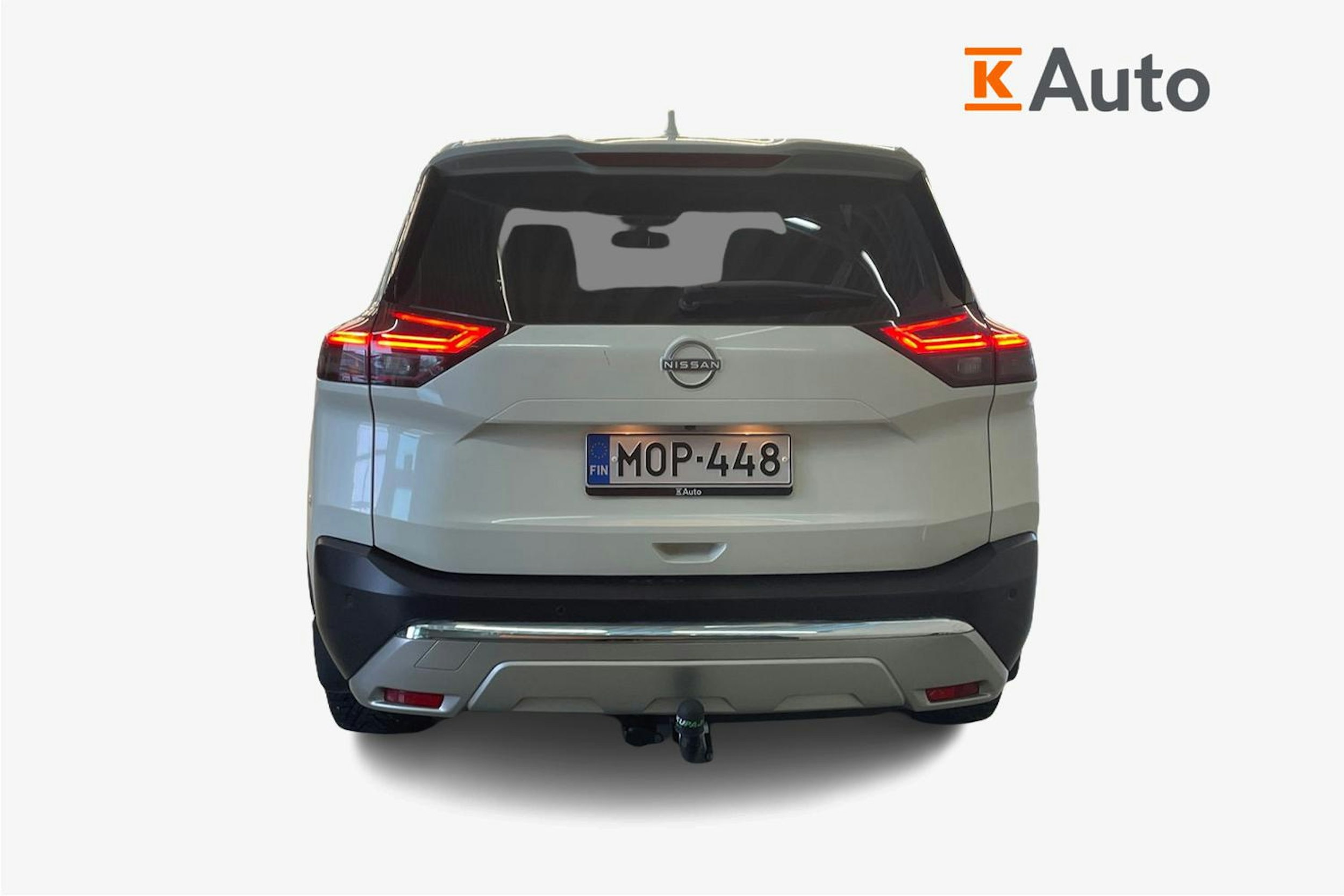 valkoinen Nissan X-TRAIL 2023 kuva 3.